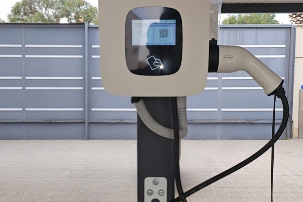 Cargador de coche eléctrico